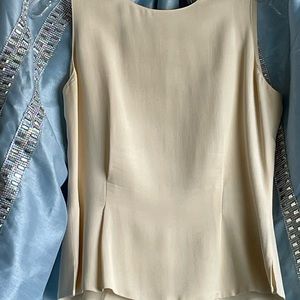 Cool Dana Buchman Silk blouse